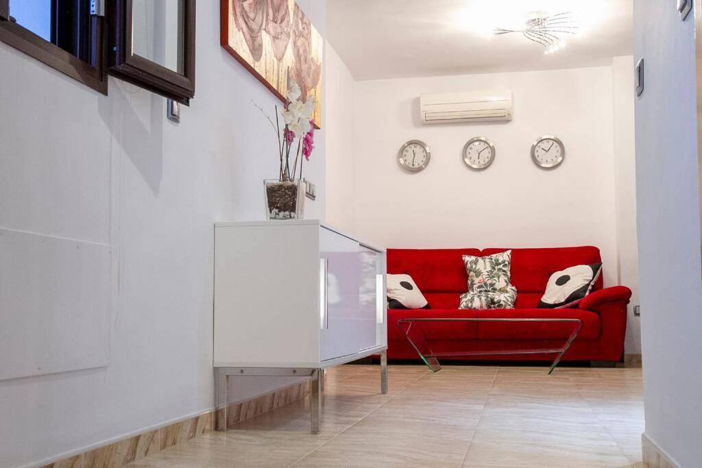 Penthouse Raggio Apartment Севиля Екстериор снимка