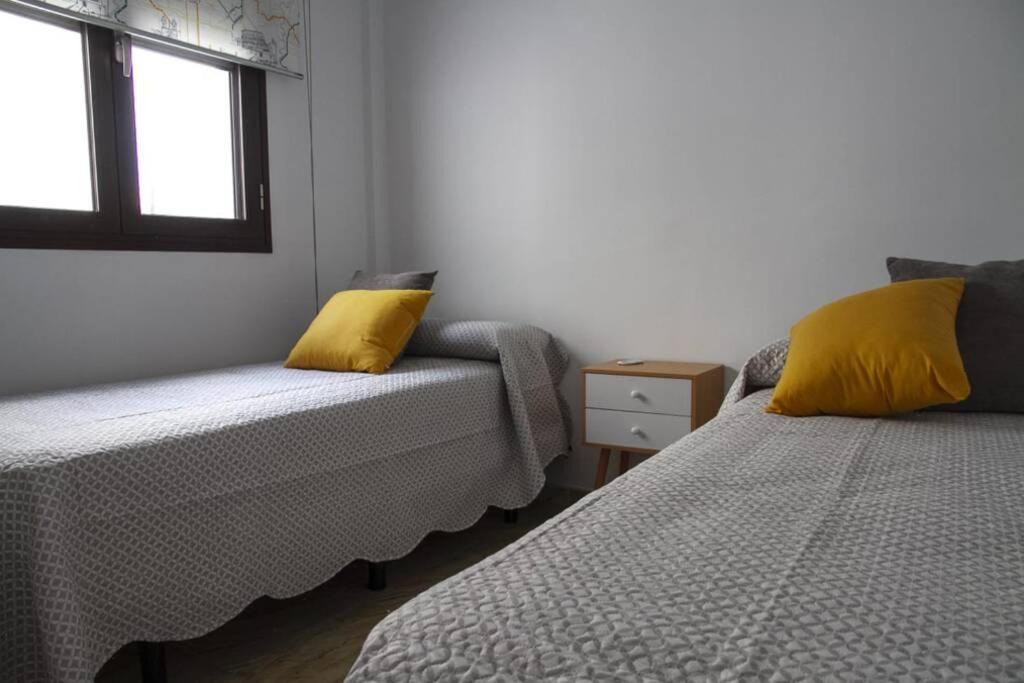 Penthouse Raggio Apartment Севиля Екстериор снимка
