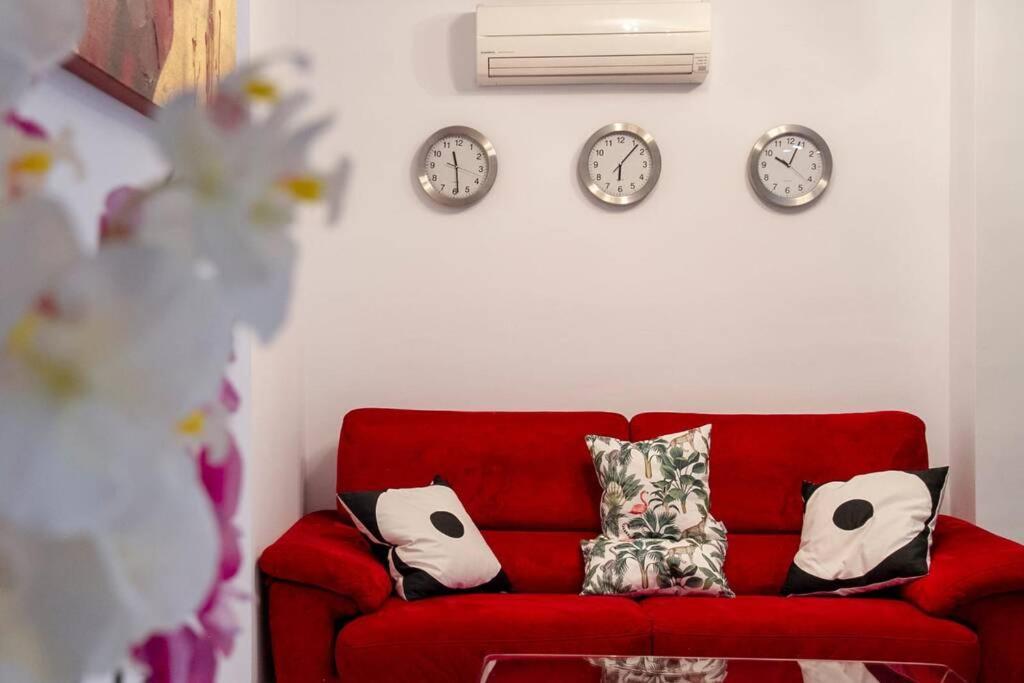 Penthouse Raggio Apartment Севиля Екстериор снимка